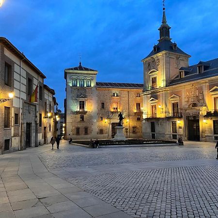 Apartment In Monumental Square Madrid Center Luaran gambar